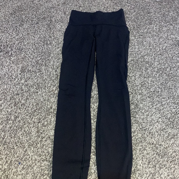 black lululemon align leggings - Picture 2 of 6